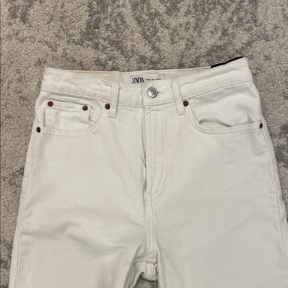 ZARA | White Denim Jeans - Picture 3 of 7